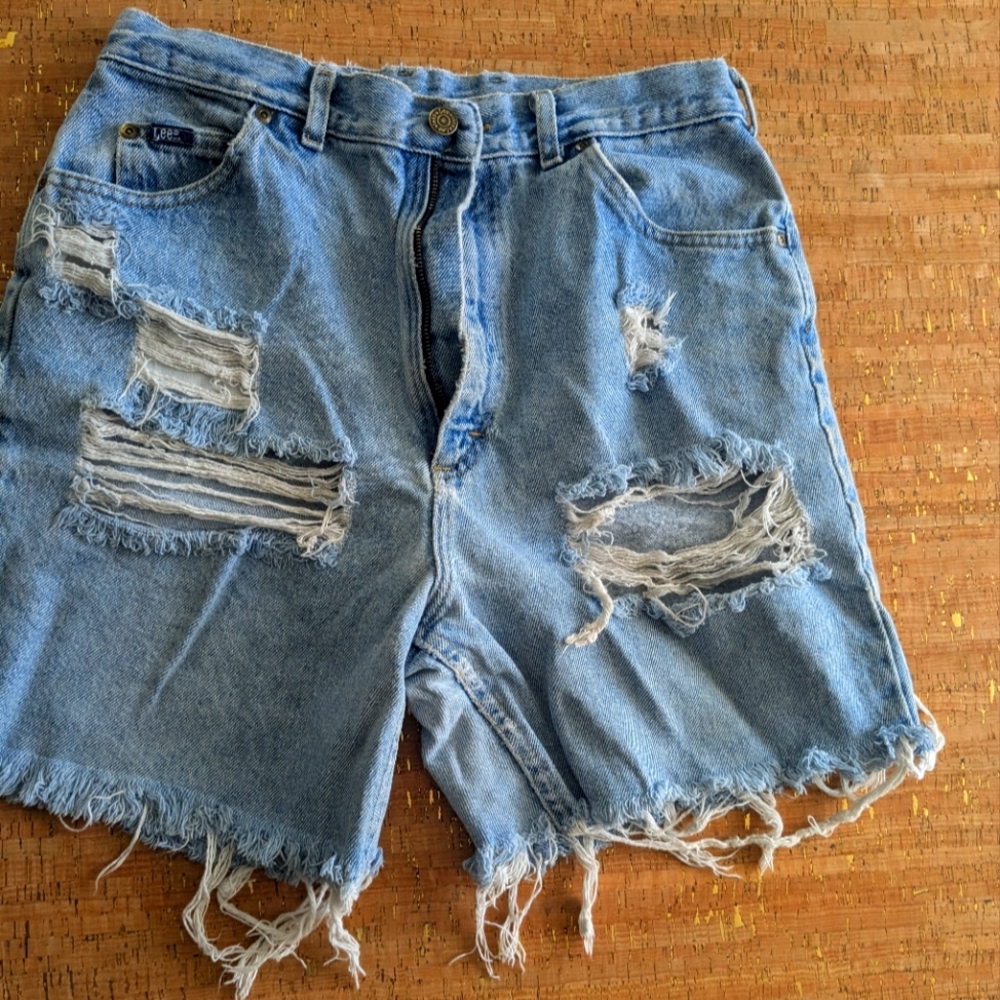 Destroyed Lee high rise cut offs